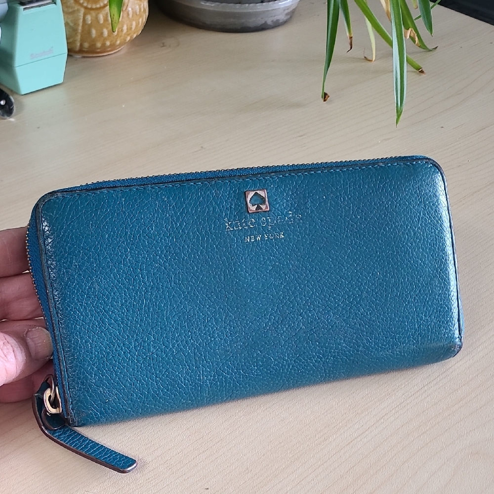Kate Spade Leather Zip Wallet